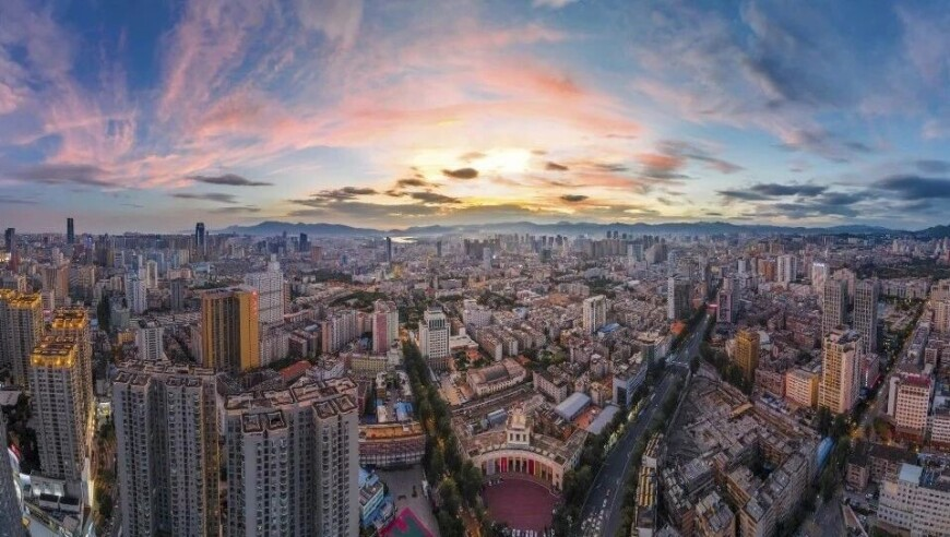 今晚澳门天天彩,小侯七 张宇,经典解释落实_免费版V10.66